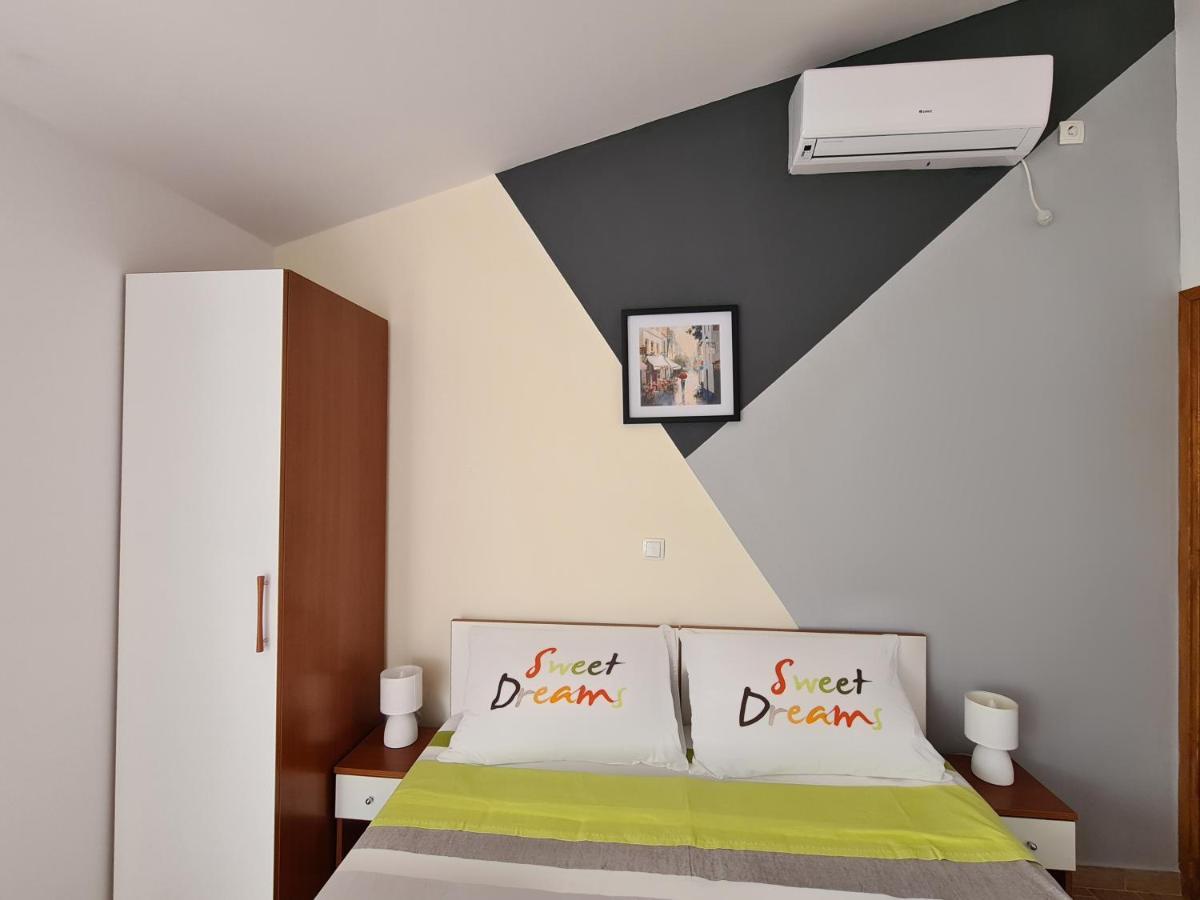 Camp Krka Hotel Lozovac Ngoại thất bức ảnh