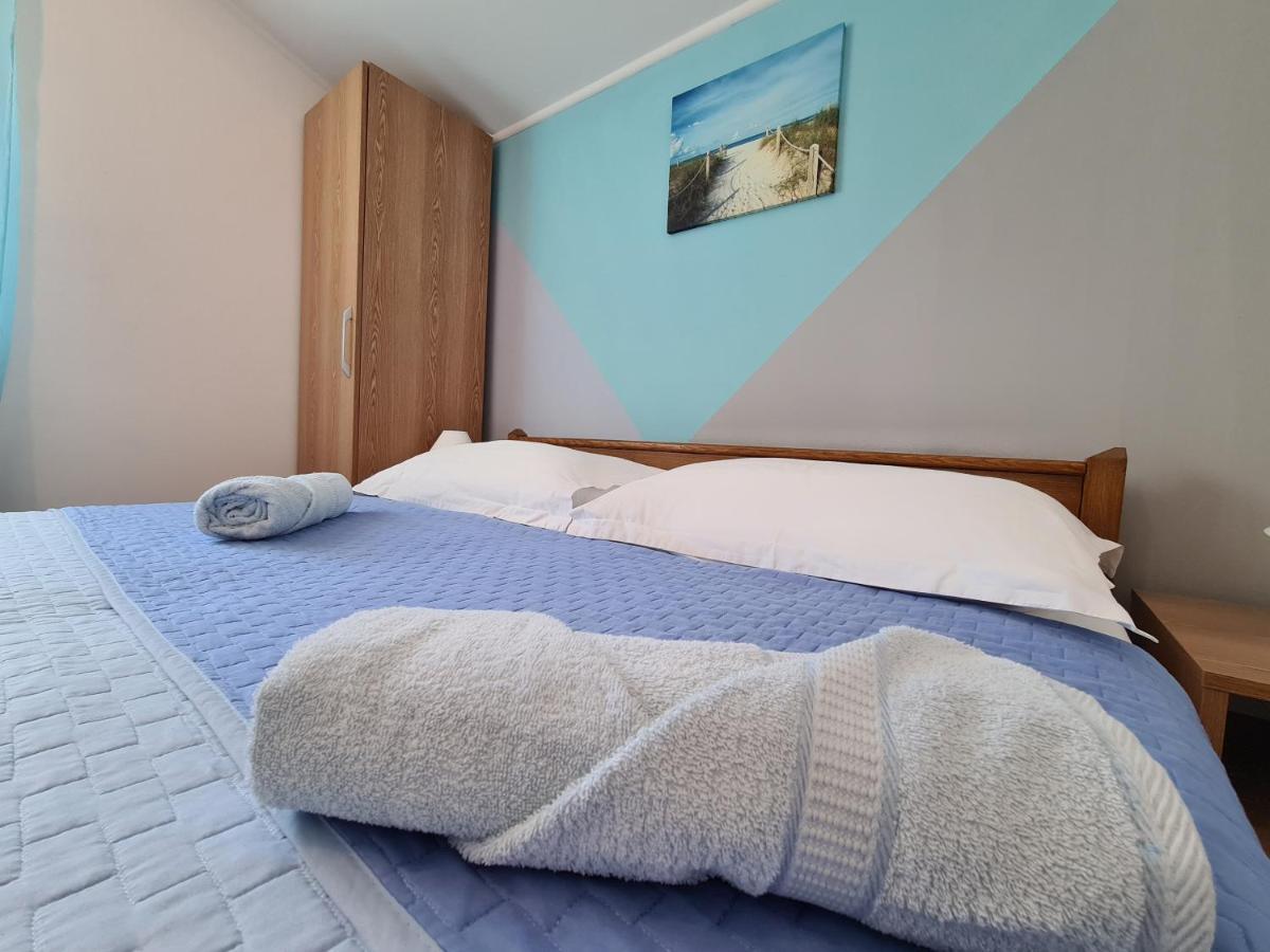 Camp Krka Hotel Lozovac Ngoại thất bức ảnh