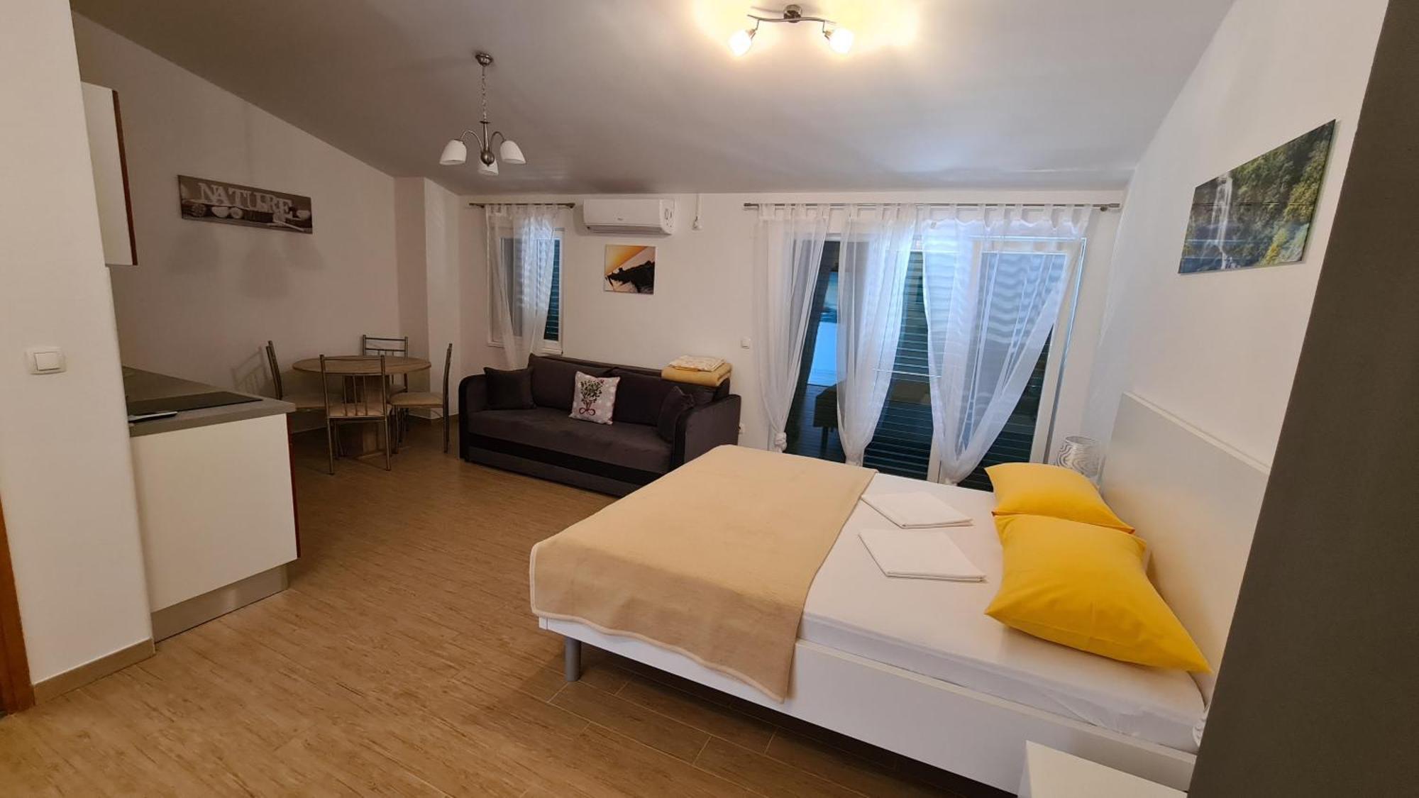 Camp Krka Hotel Lozovac Ngoại thất bức ảnh