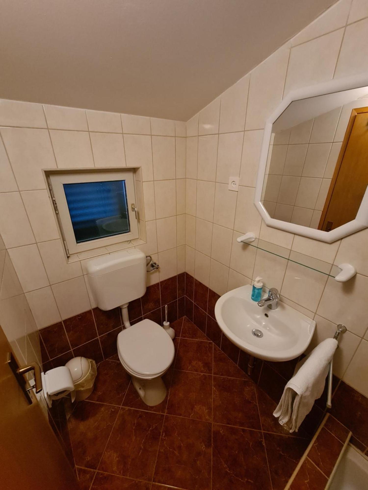 Camp Krka Hotel Lozovac Ngoại thất bức ảnh