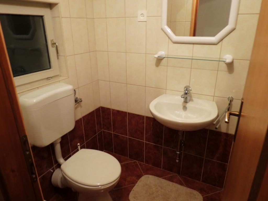 Camp Krka Hotel Lozovac Ngoại thất bức ảnh