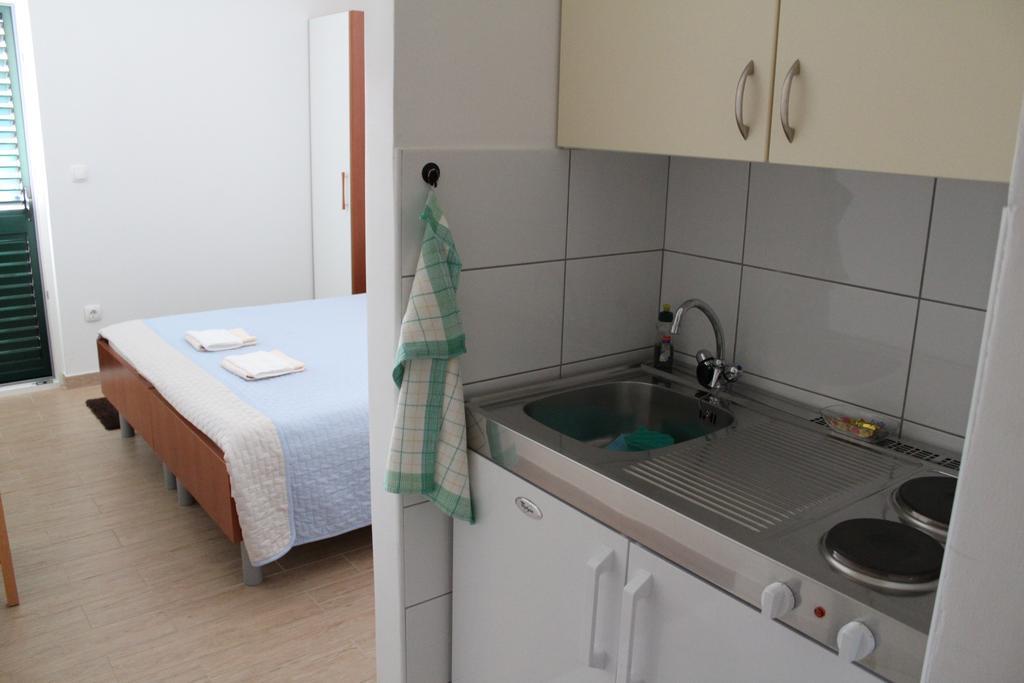 Camp Krka Hotel Lozovac Ngoại thất bức ảnh